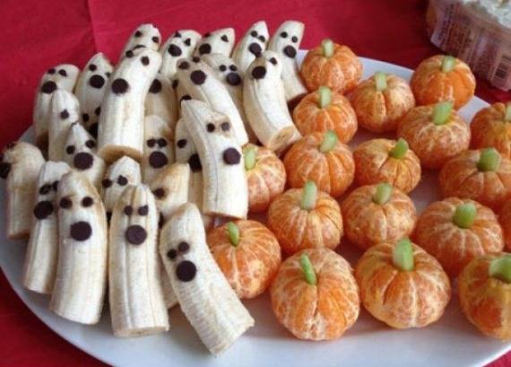 Праздничные фрукты на Хэллоуин