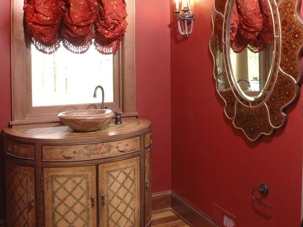 Яркий дизайн ванной комнаты