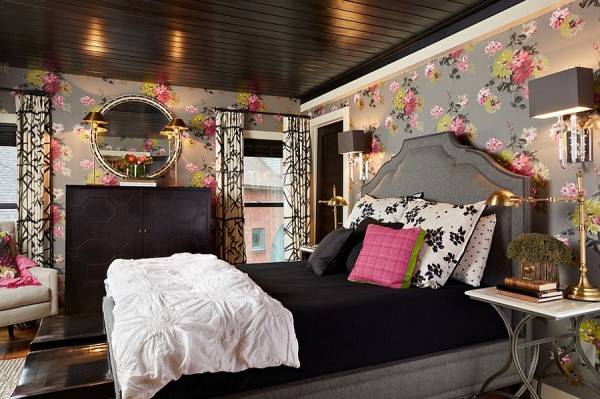 Романтичный дизайн спальни с черными элементами