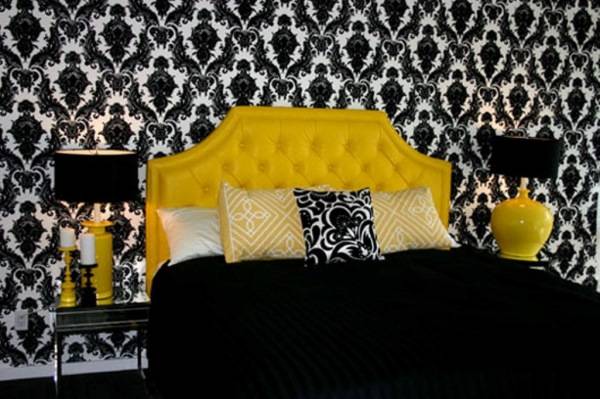 Дизайн спальни в классическом стиле и черном цвете