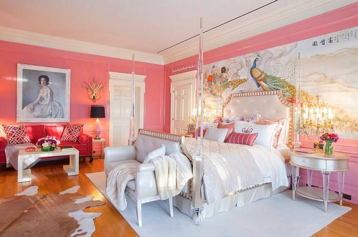 Стильная эклектика в розовой спальне 