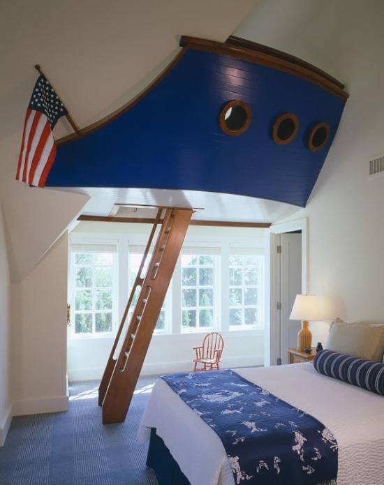 Идея для детской с высокими потолками