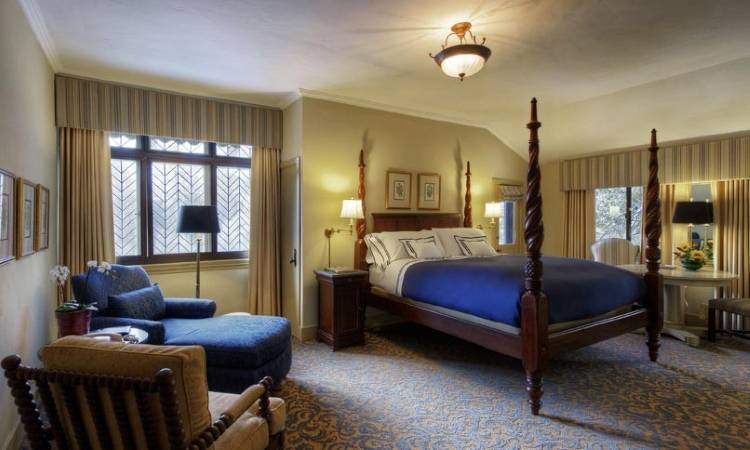 Спальня в отеле Ahwahnee