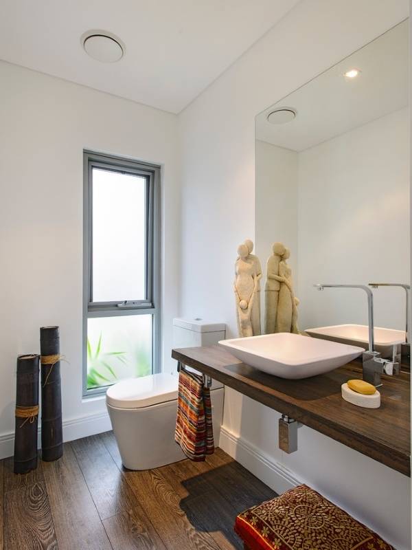 Ванная комната в восточном стиле с минимализмом