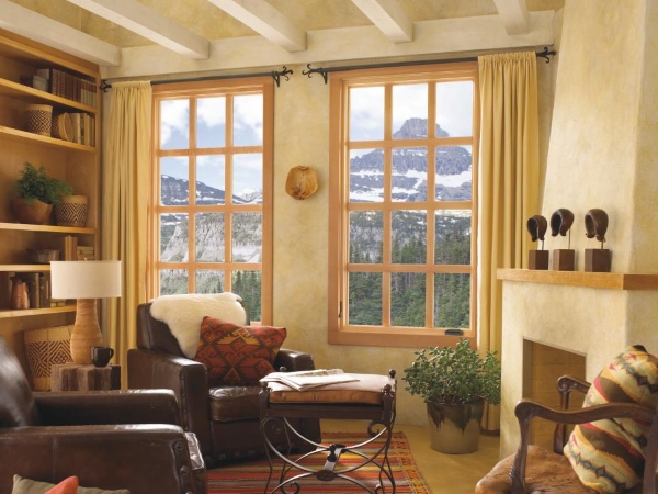 Дизайн окна в гостиной - фото деревянных окон