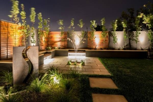 Современный дизайн садового участка - фото с led подсветкой