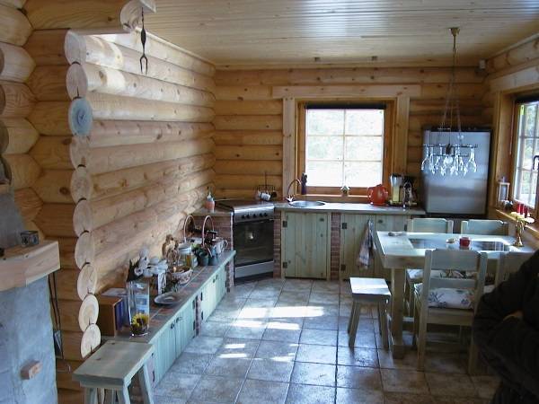 Интерьер деревянного дома - фото русской избы