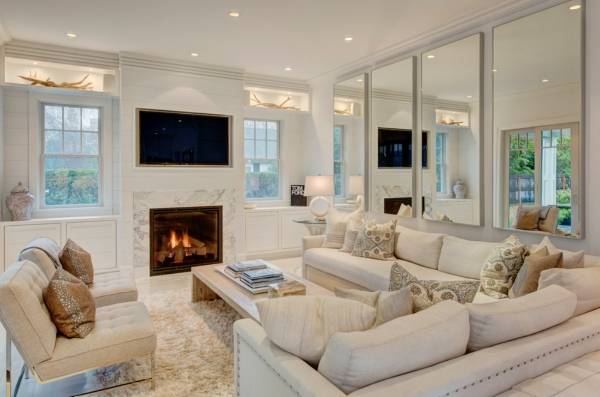 Белая мебель для гостиной - фото элегантного интерьера
