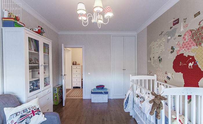 Дизайн двухкомнатной квартиры для семьи с ребенком - фото детской комнаты