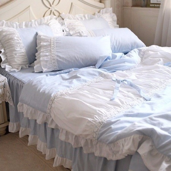 Bed linen with lace photo 33