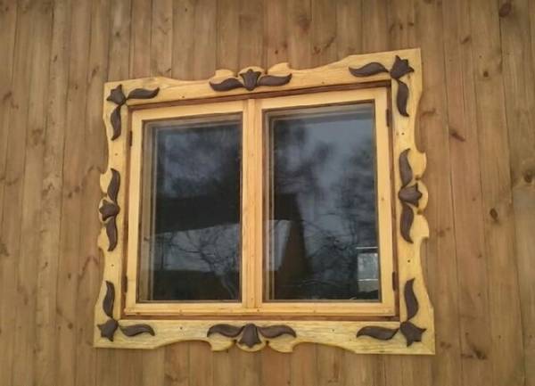 Окна в деревянном доме: виды окон и 33 фото