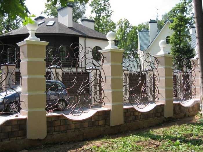ворота и заборы для частного дома фото
