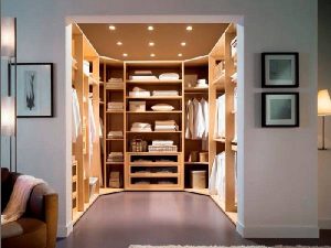 Планировка гардеробной