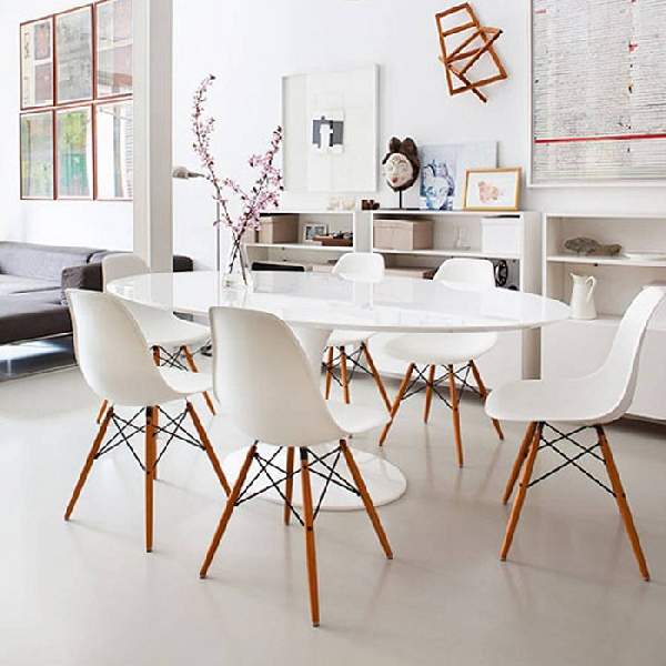 Дизайнерские стулья Eames в интерьере — 32 фото различных моделей