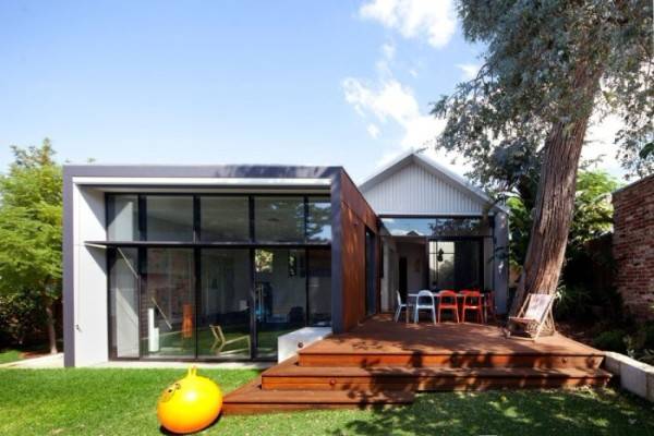 14 fasad stilnogo odnoetazhnogo doma v stile minimalizm