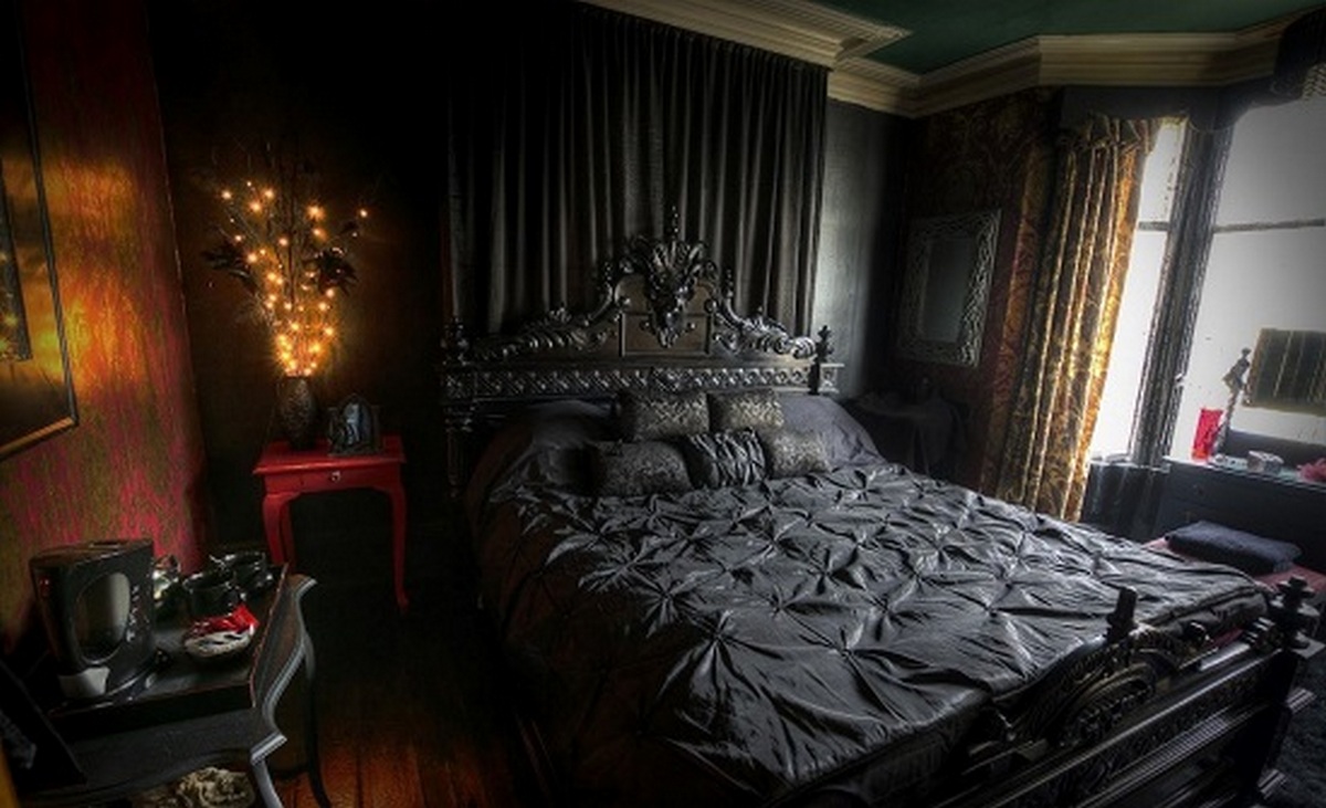 чёрный цвет в интерьере спальни готика 