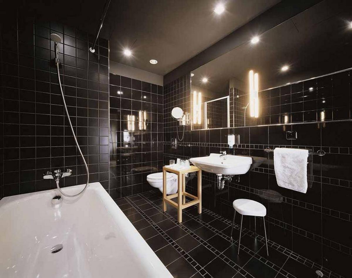 чёрный цвет в интерьере ванной 