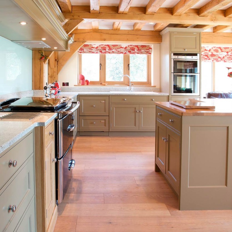 деревянный пол на кухне 